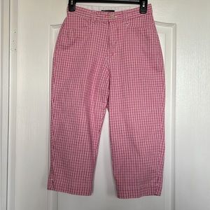 LEE khakis pink and white plaid capri pants Size 4P